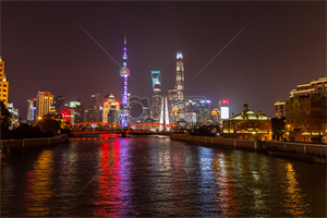 理解对方：上海情侣的长期策略